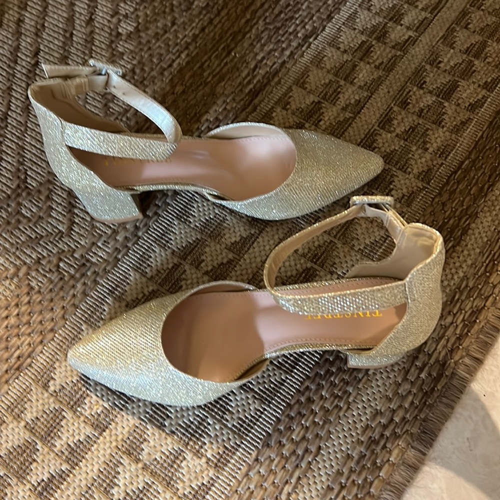 Size 9 Brand New Sandals